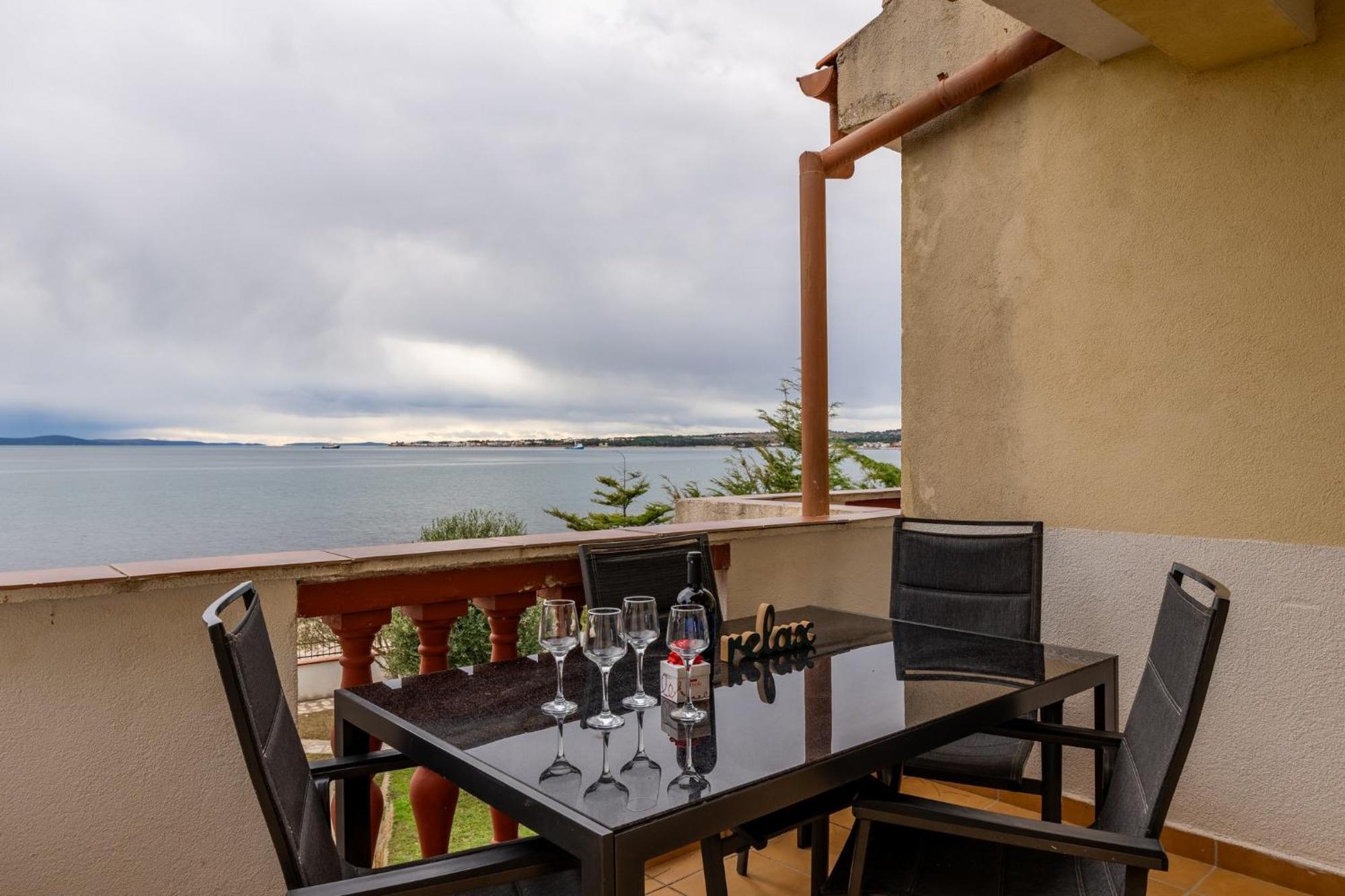 Apartments Strand Vir Exterior foto
