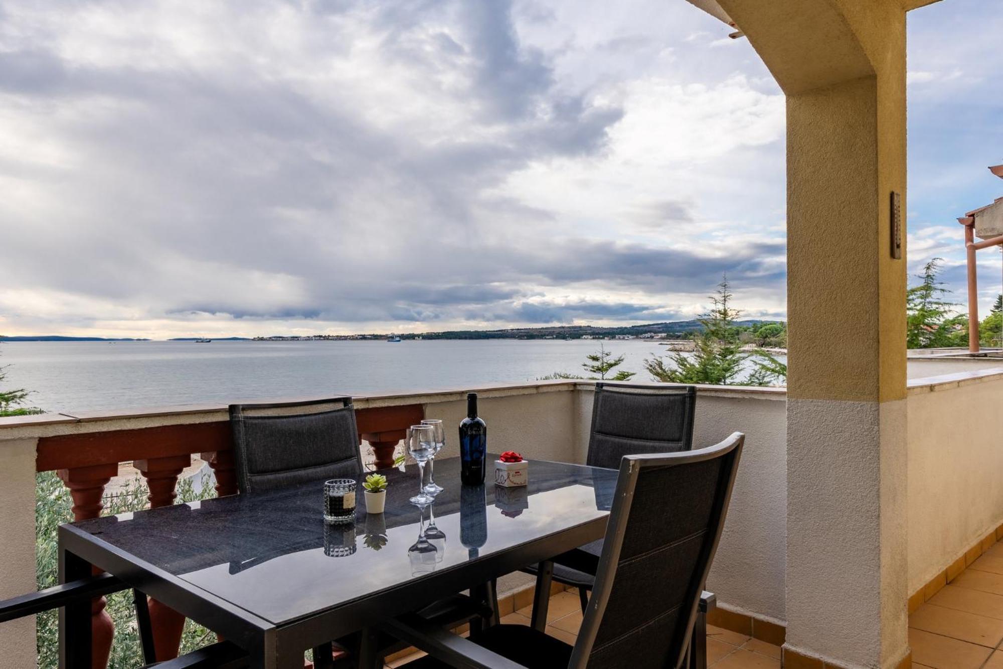 Apartments Strand Vir Exterior foto