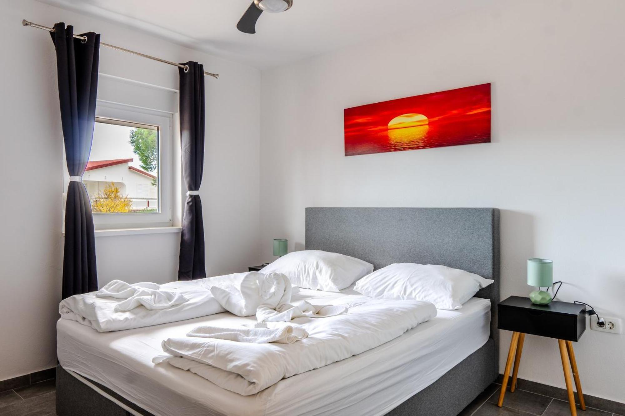 Apartments Strand Vir Exterior foto